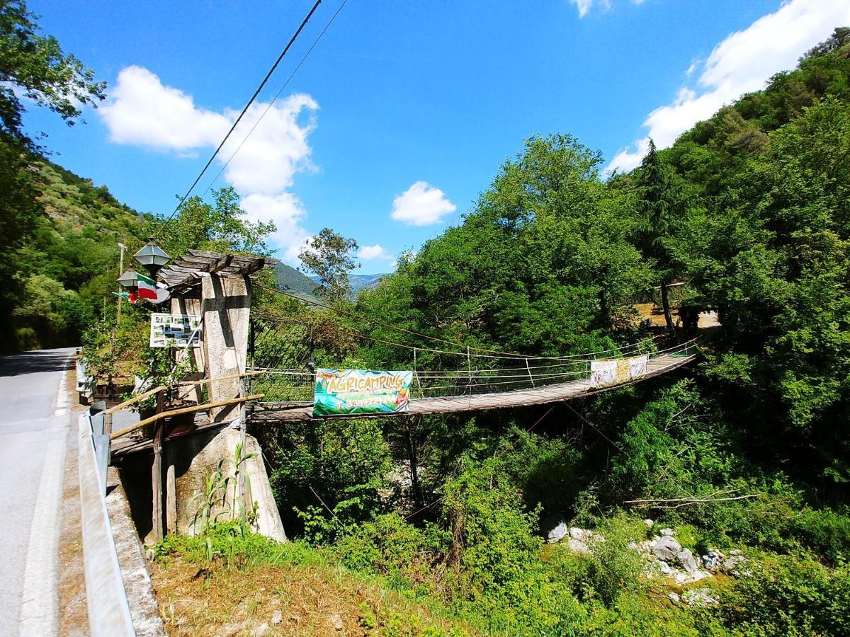 Agricamping Ponteraggio N.1 Hotel Dolceacqua Luaran gambar